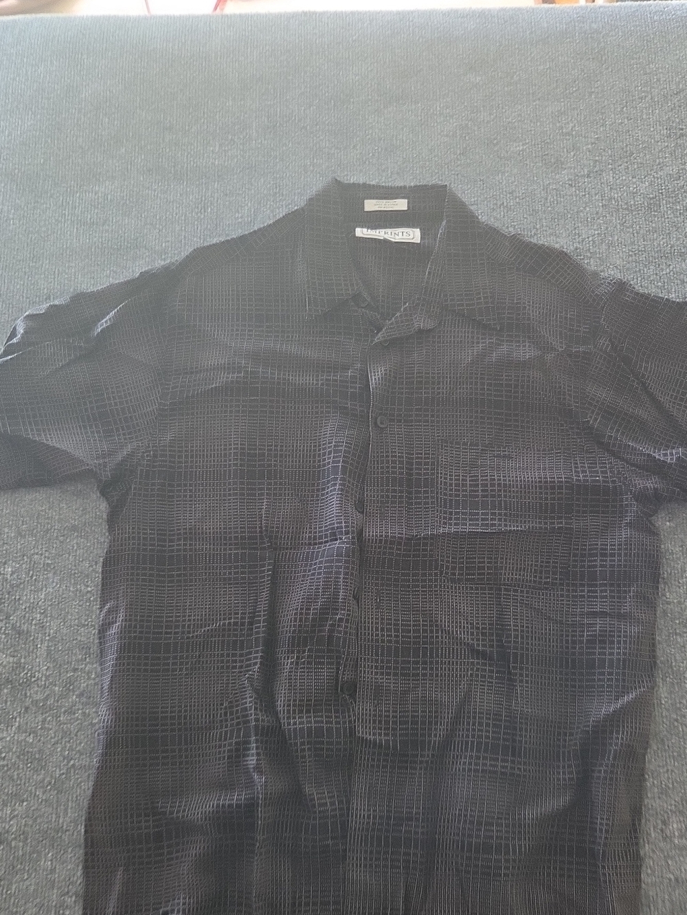 Black Grid-Pattern Short Sleeve Button-Down Shirt